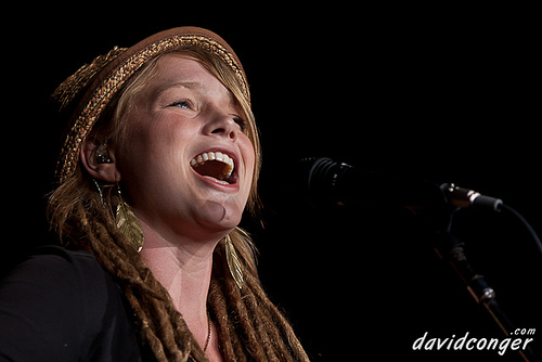 Crystal Bowersox at Comcast Arena