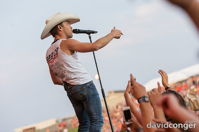 Justin Moore