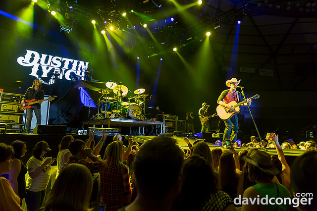 Dustin Lynch