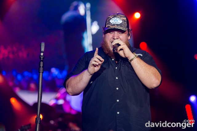 Luke Combs at Tacoma Dome | Tacoma, WA | The Concert Photography of ...